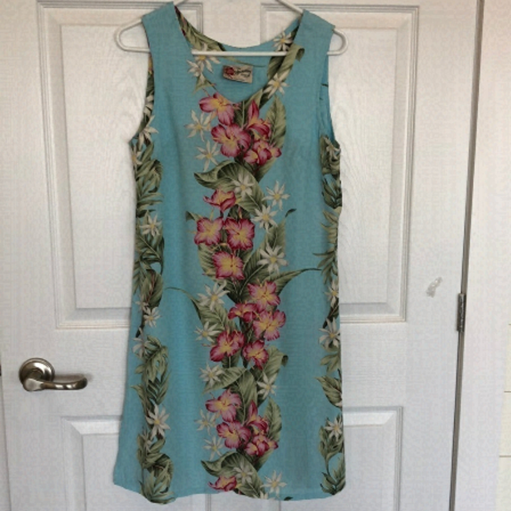 𝅺hilo Hattie Hawaiian print shift dress